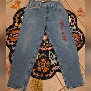 🔥🔥 Y2K Spellout Tommy Hilfiger Jeans🔥🔥 Size 33W X 32L